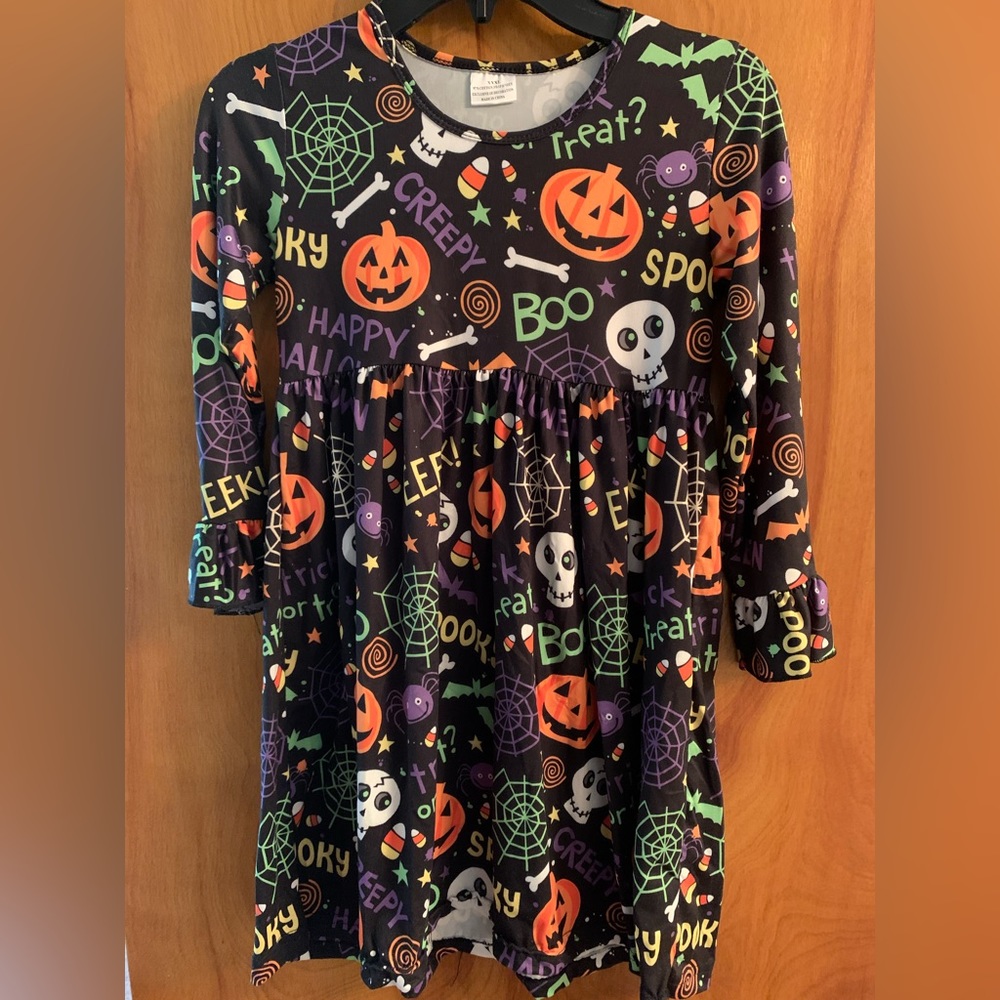 Girls Halloween Dress. Size 8.
